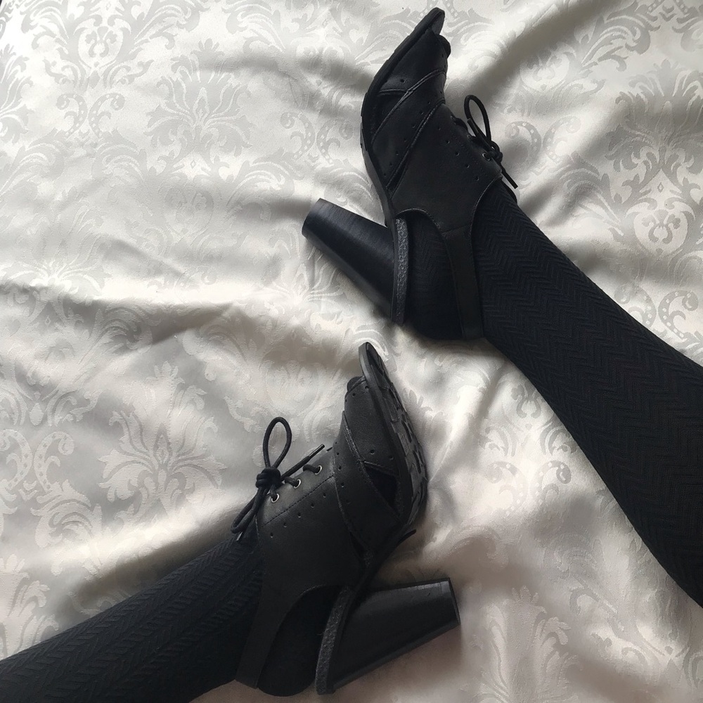 London Underground black open-toed heels